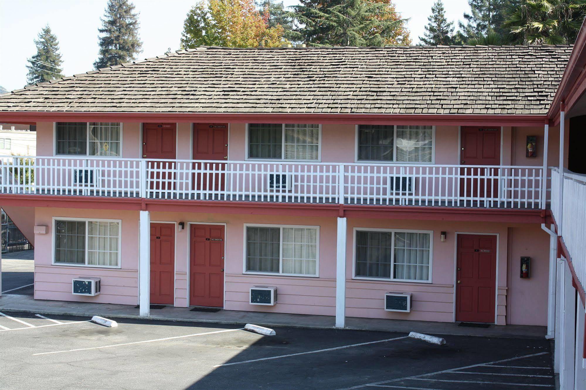 National 9 Motel Santa Cruz Exterior foto